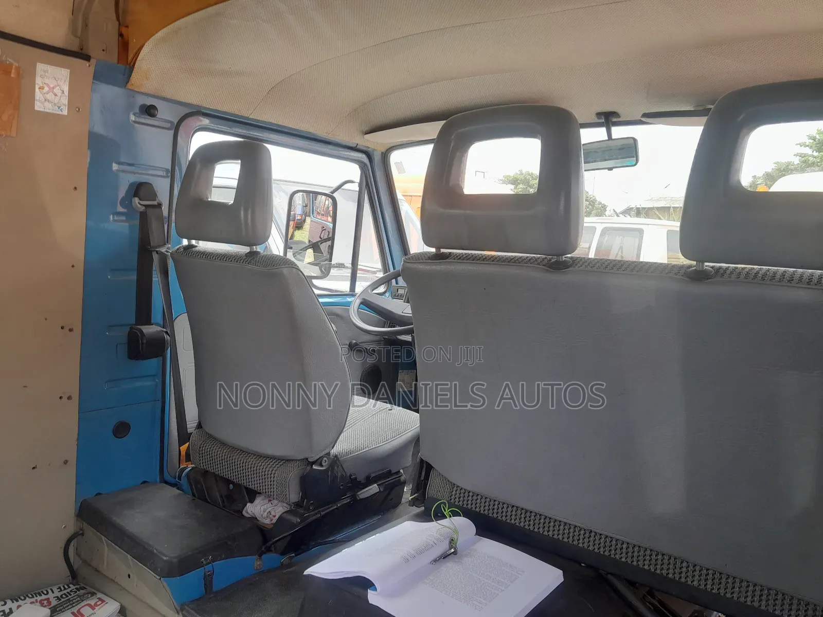 Volkswagen LT 2000 Blue