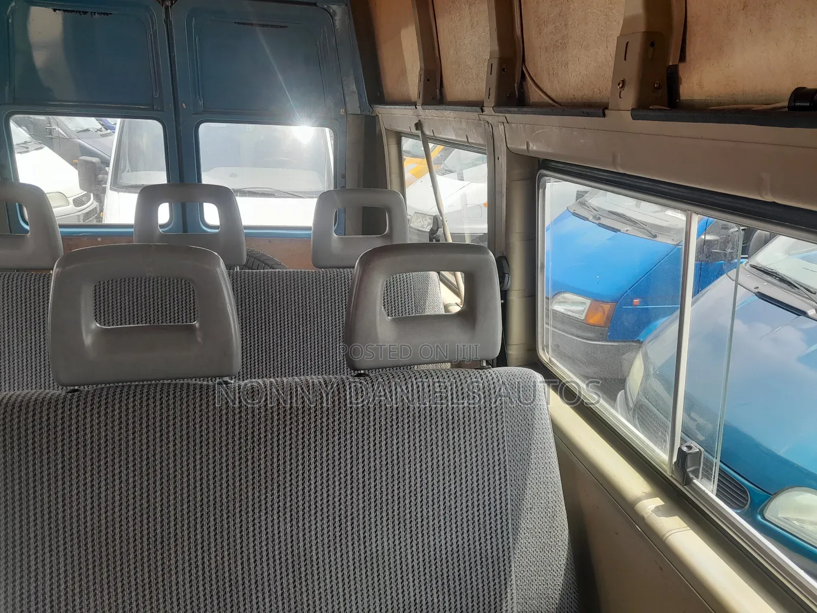 Volkswagen LT 2000 Blue