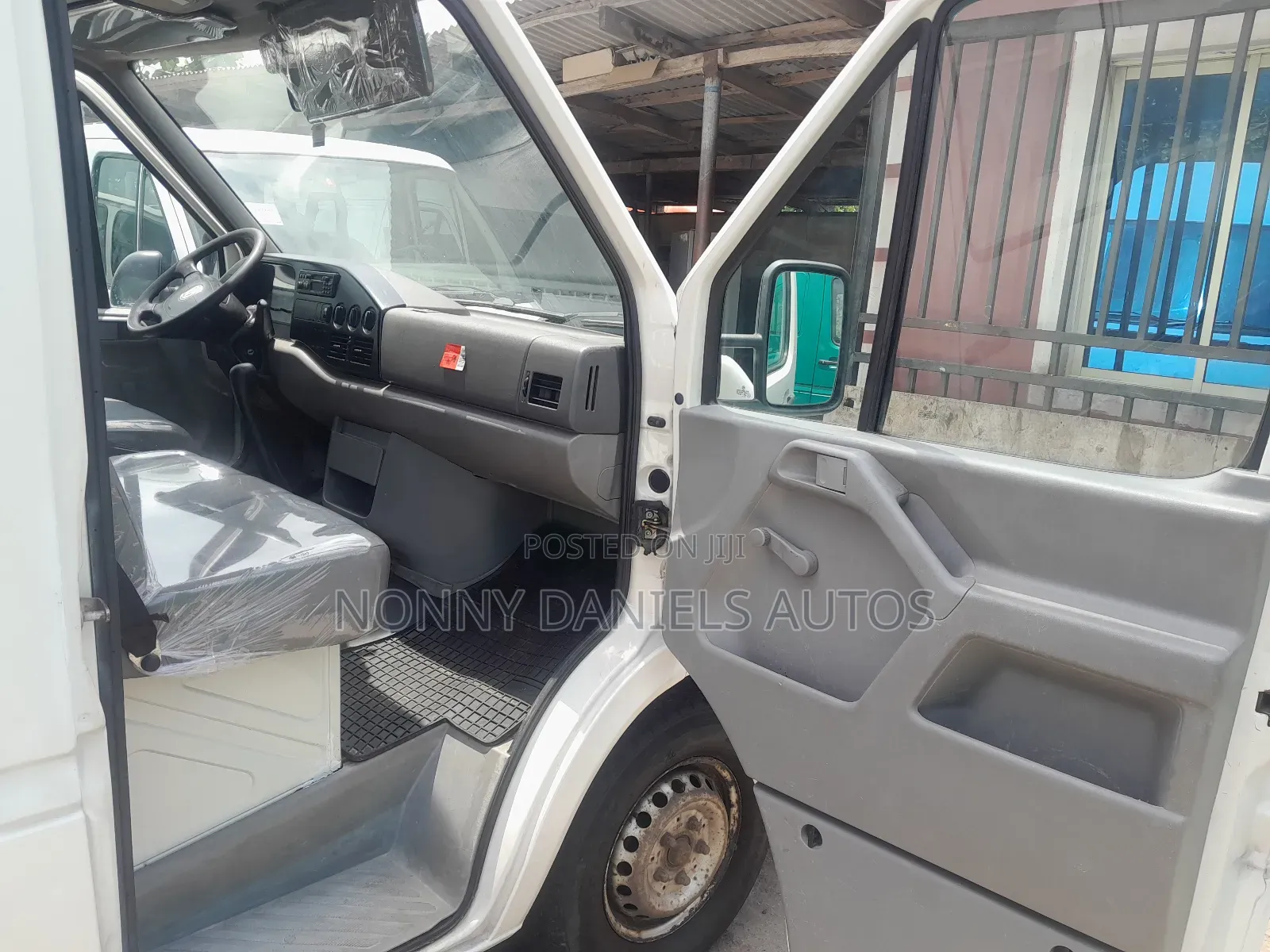 Volkswagen LT 2005 White