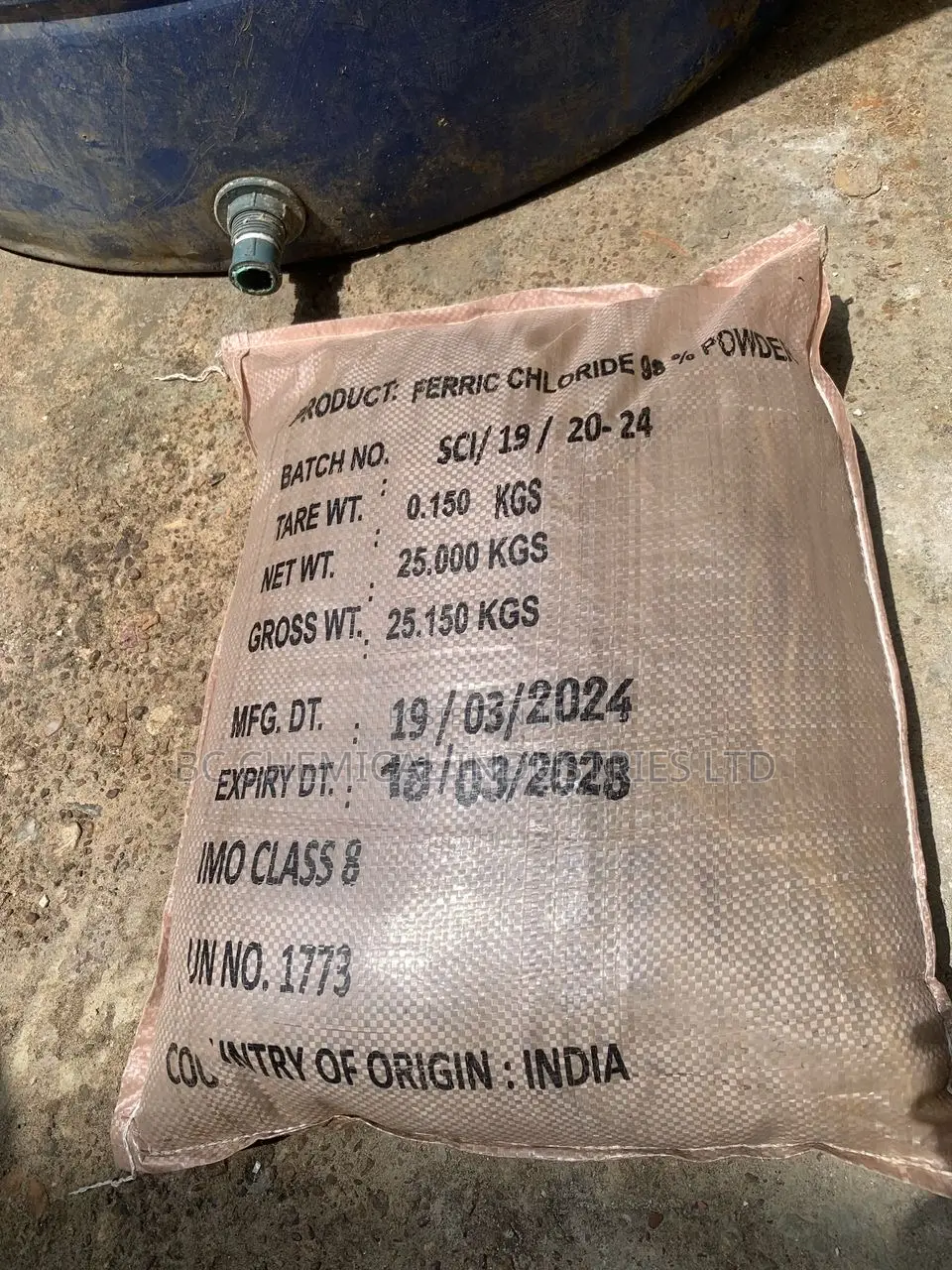 Ferric Chloride Powder 98%