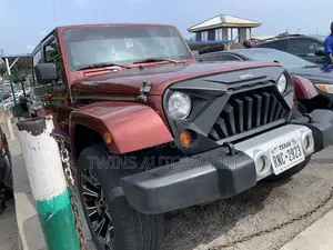 Jeep Wrangler 2011 Red