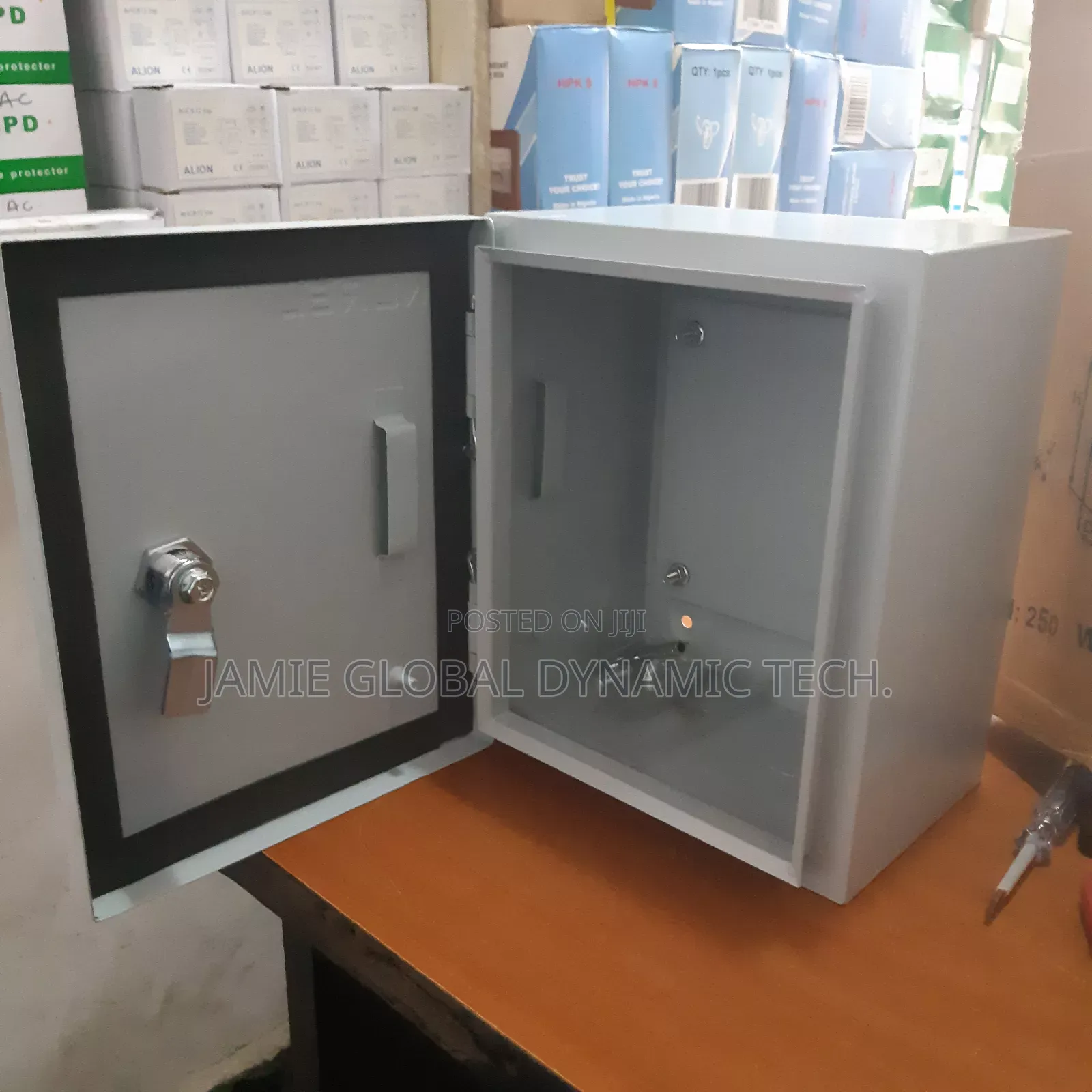 Panel Box 1101
