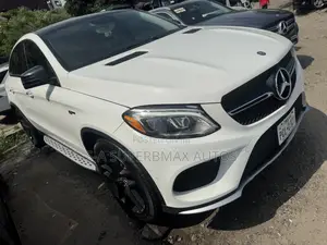 Mercedes-Benz GLE-Class AMG GLE 43 4MATIC 2016 White