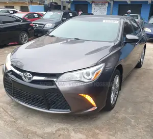 Toyota Camry LE 4dr Sedan (2.5L 4cyl 6A) 2015 Gray