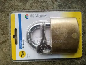 Yale Padlock Brass 70mm