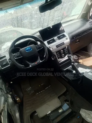 Latest New Model Toyota Steering Wheel and Android 2024
