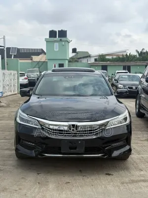 Photo - Honda Accord 2017 Black
