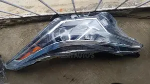 Head Lamp Toyota CHR 2018