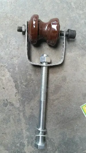D-Iron Buckle Iron