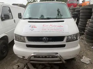 Volkswagen Transporter 2005 White