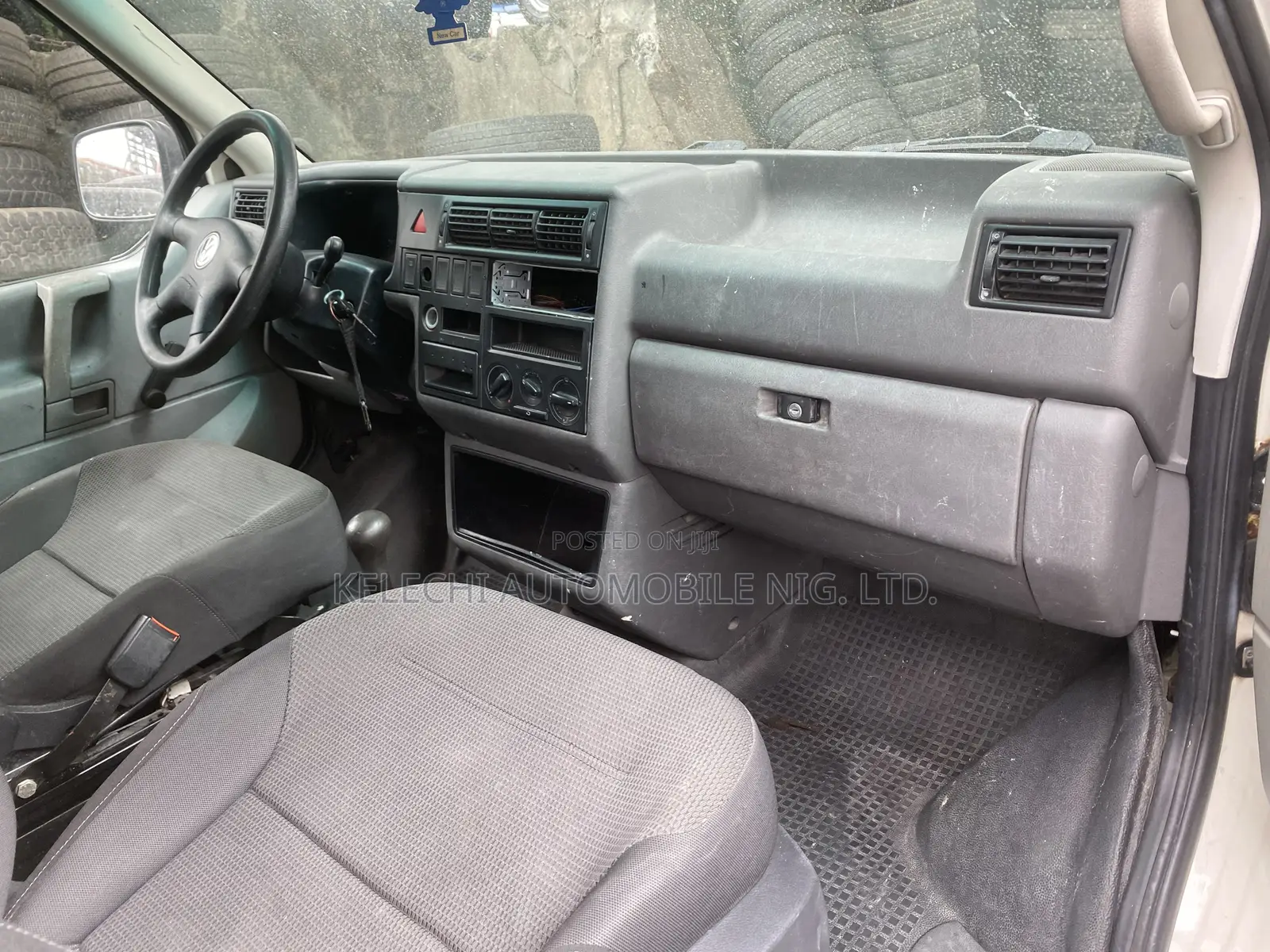 Volkswagen Transporter 2005 White