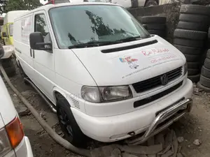 Volkswagen Transporter 2005 White