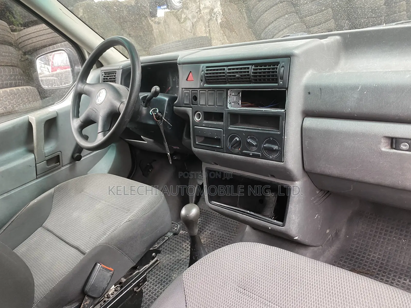 Volkswagen Transporter 2005 White