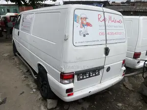 Volkswagen Transporter 2005 White