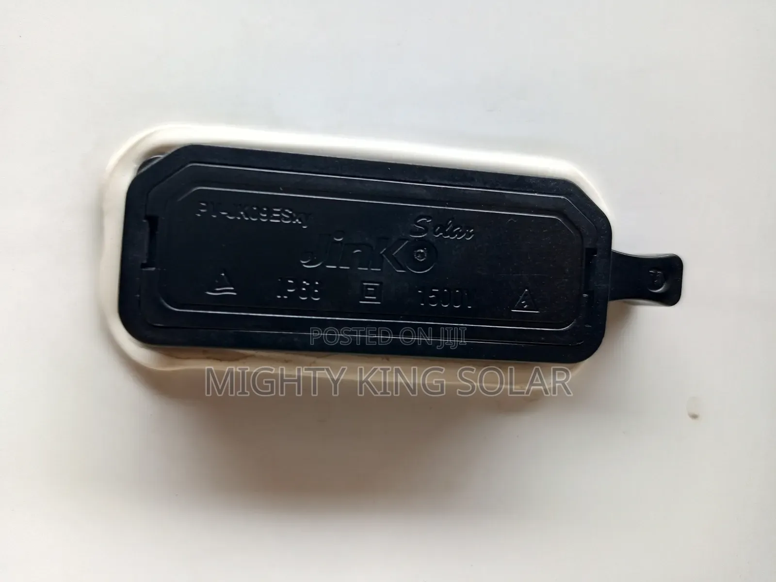 650w Jinko Solar Panel Mono
