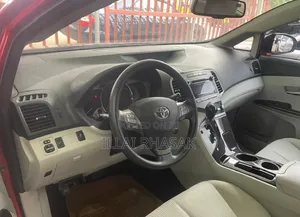 Toyota Venza V6 AWD 2011 Red