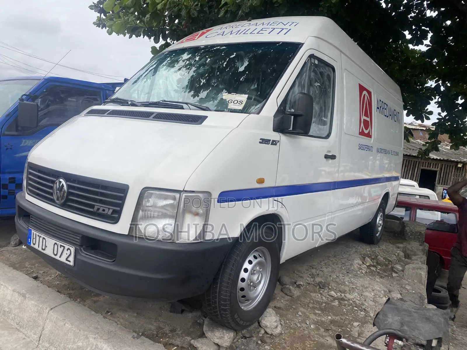 Volkswagen LT 2000 White