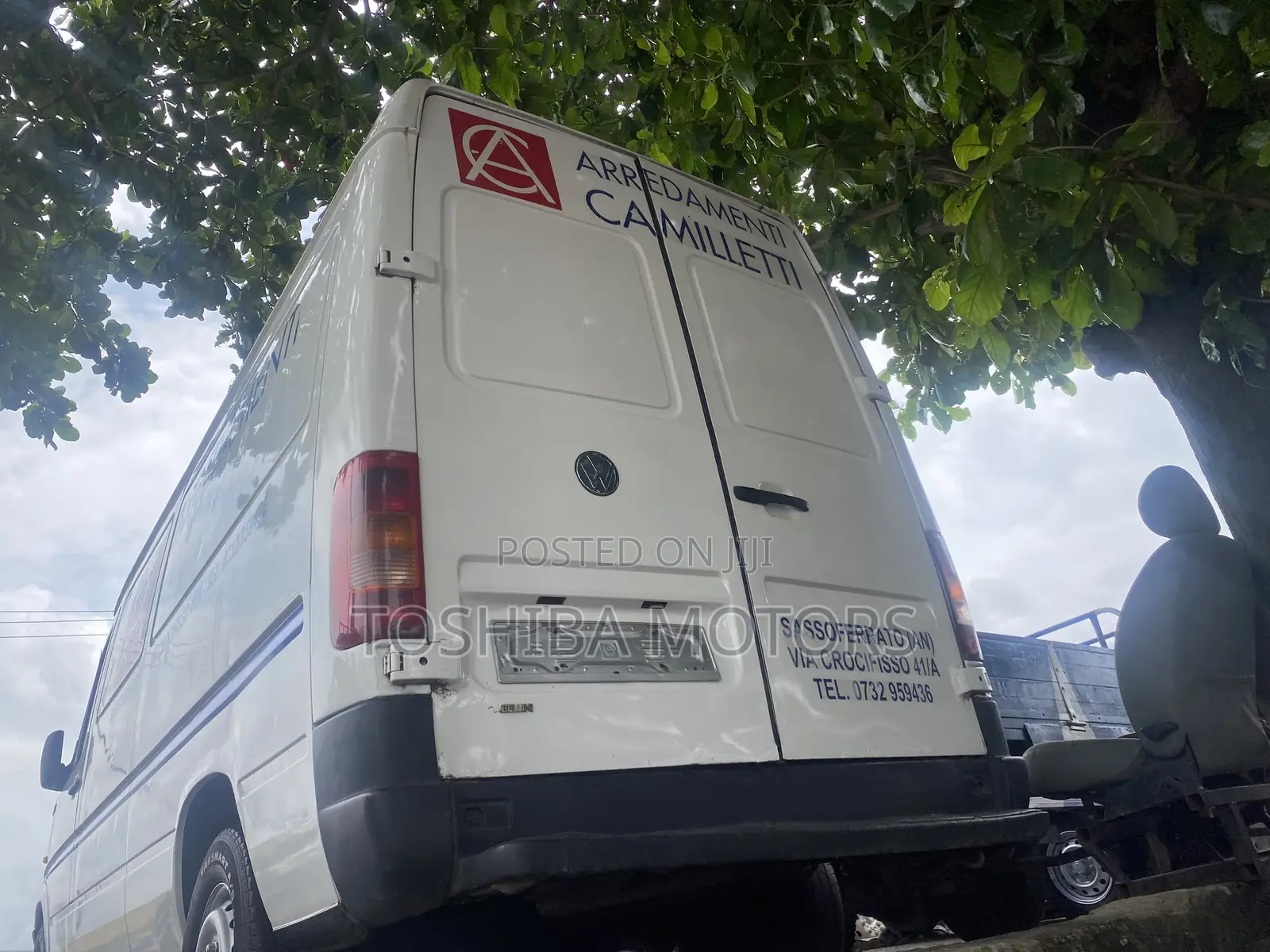 Volkswagen LT 2000 White