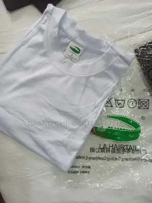 La Haitail Plain Round Neck Shirt