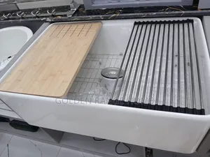 Ceramic Depp Kitchen Sink With Cutting Board and Basket