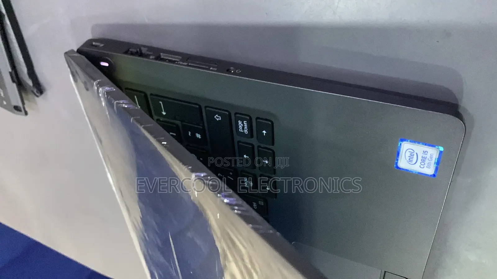 Laptop Dell Latitude 5400 8GB Intel Core I5 SSD 256GB