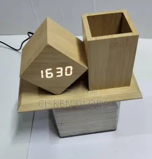 Pen Holder With Time Clock