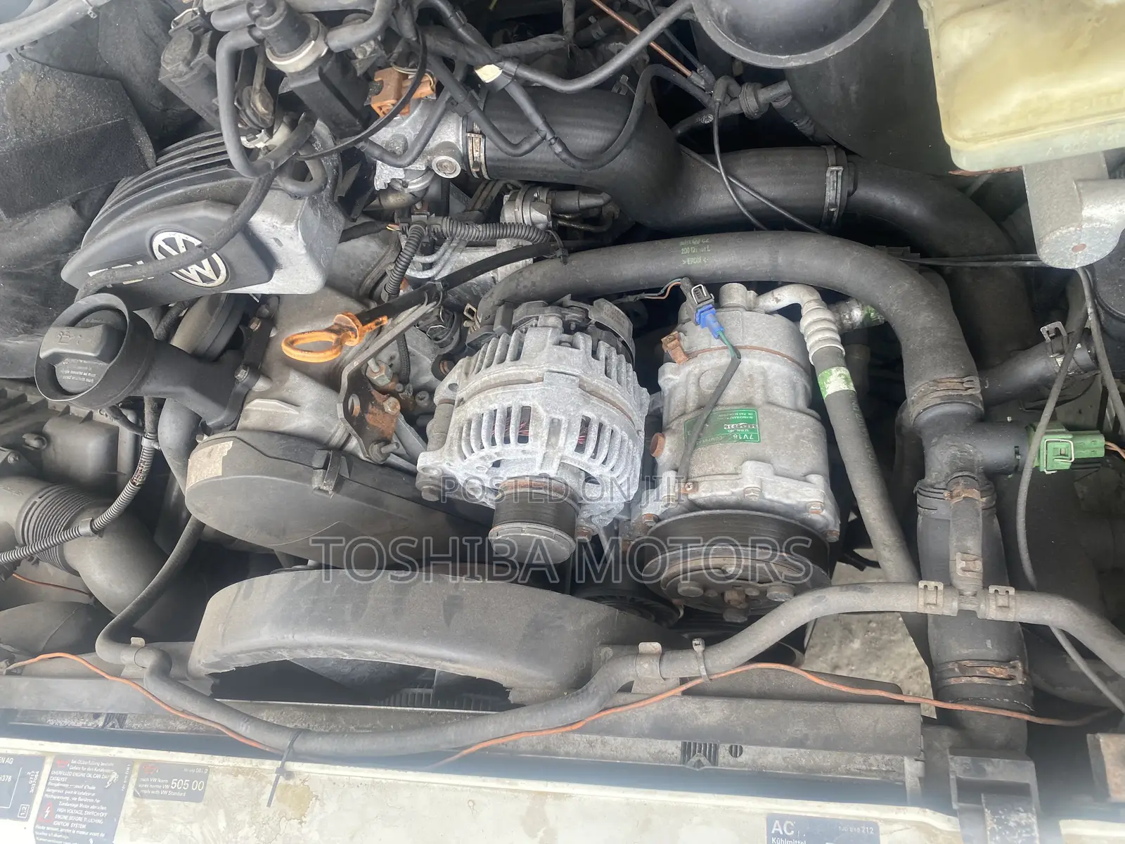 Volkswagen LT 2000 White