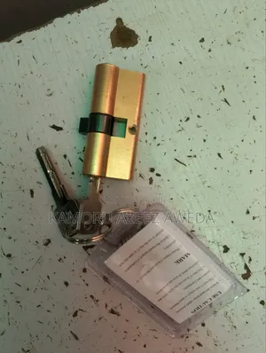 China Cylinder With Iron Head