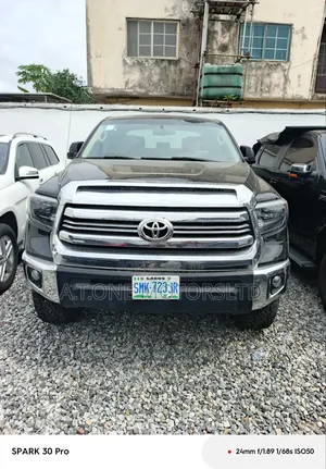 Toyota Tundra Limited CrewMax 6.5' Bed 2024 Black