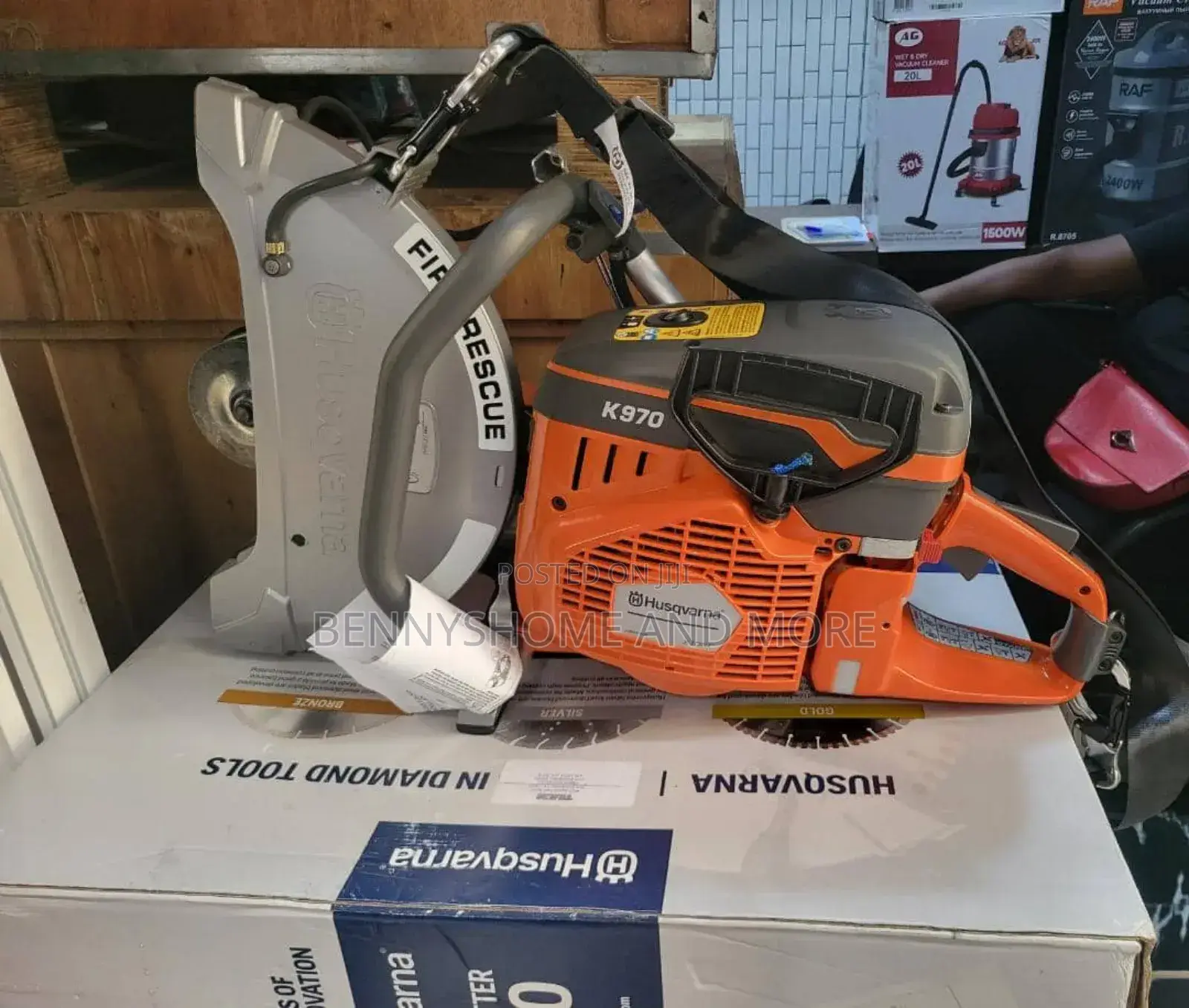 Husqvarna Power Cutter