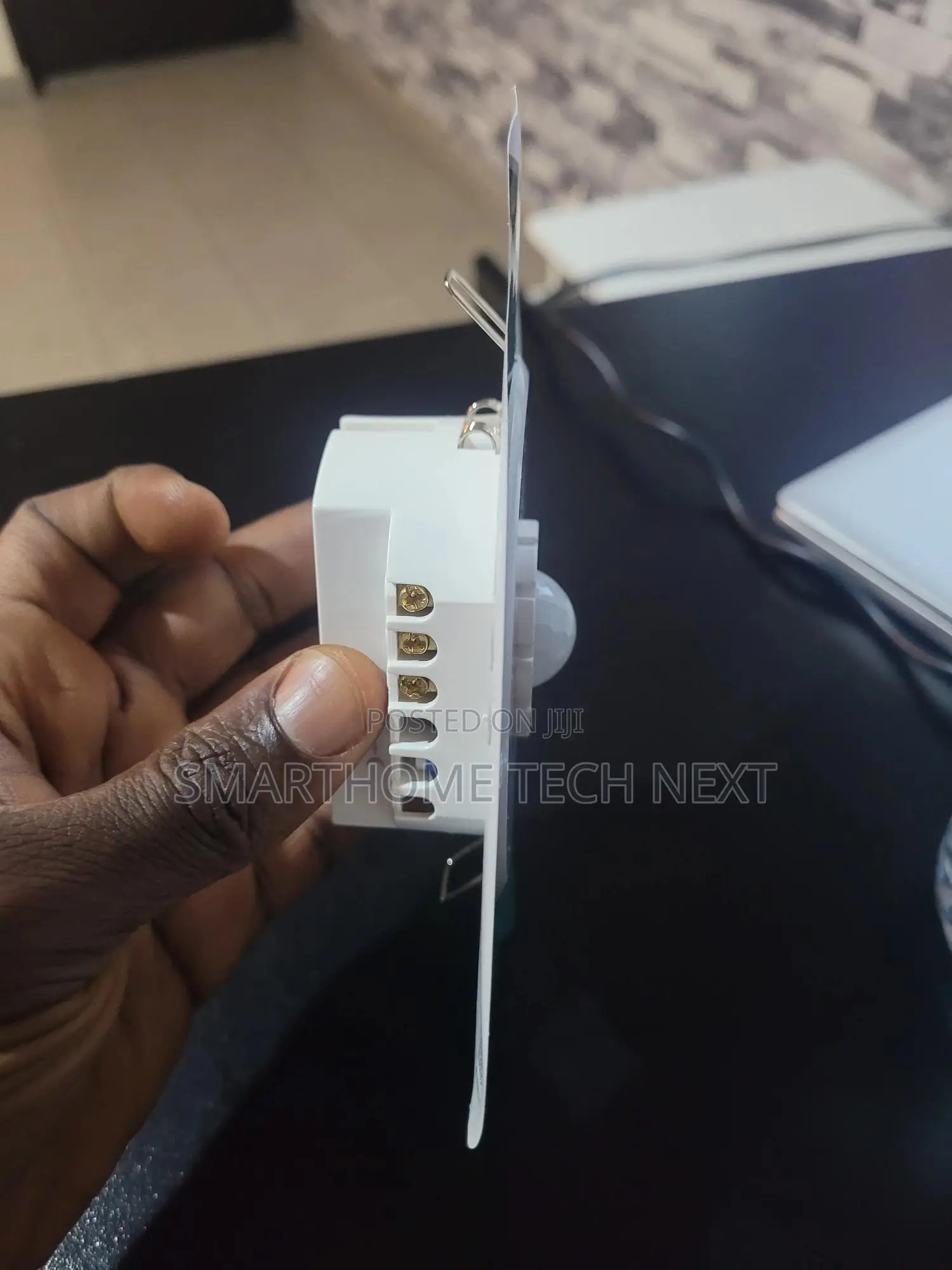 Ceiling Motion Sensor – Recessed For Pop/Pvc Ceilings