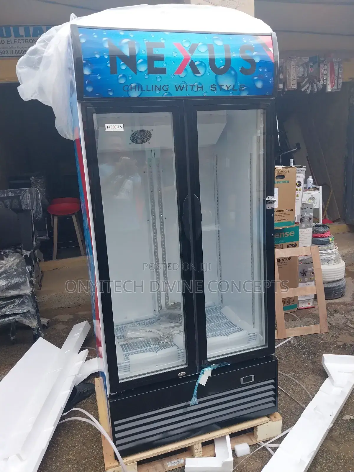 600l Nexus Showcase Chiller