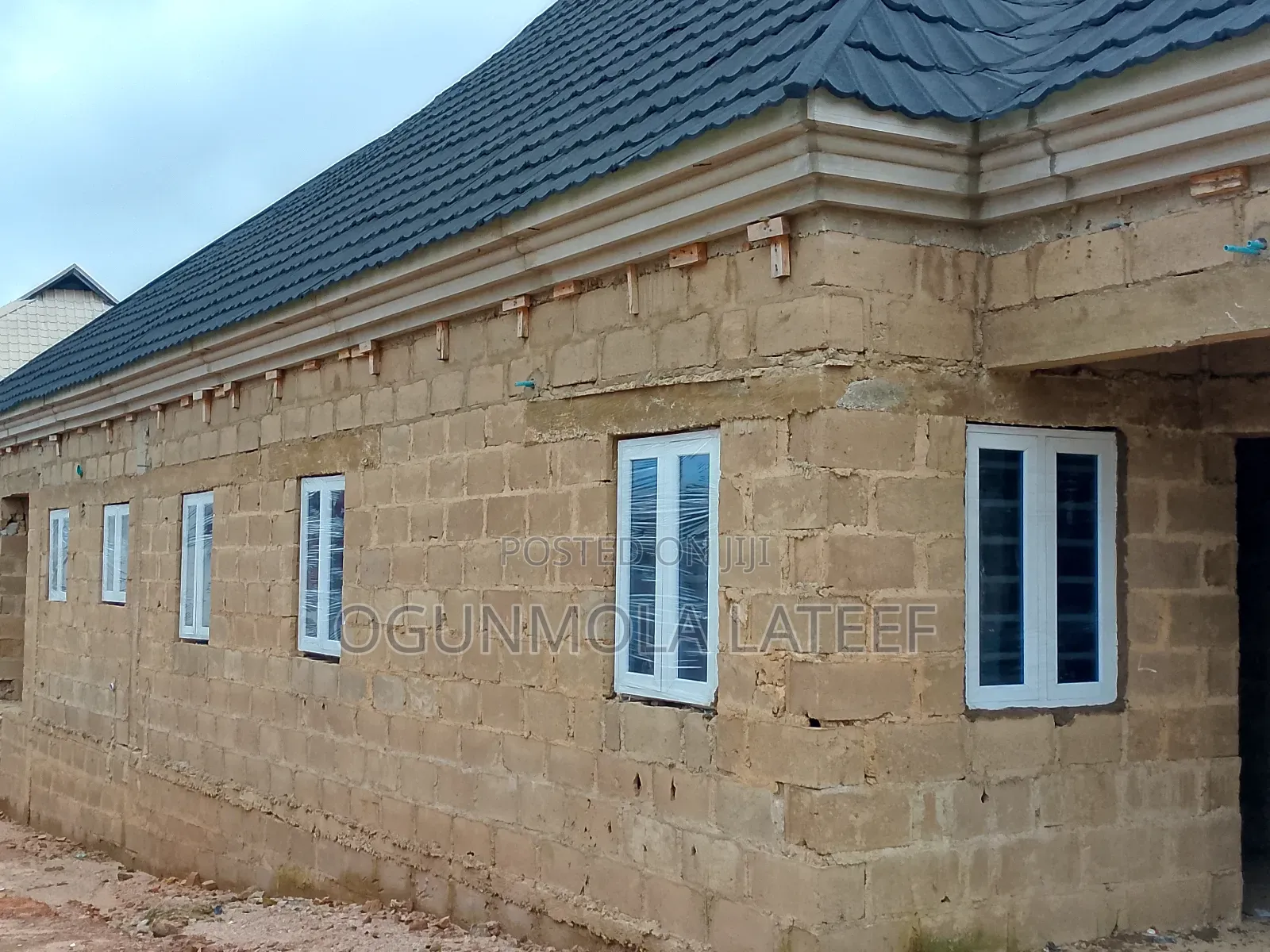 White Aluminum Casement Window With Net and Burglary