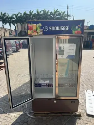 700l Snowsea Showcase Chiller