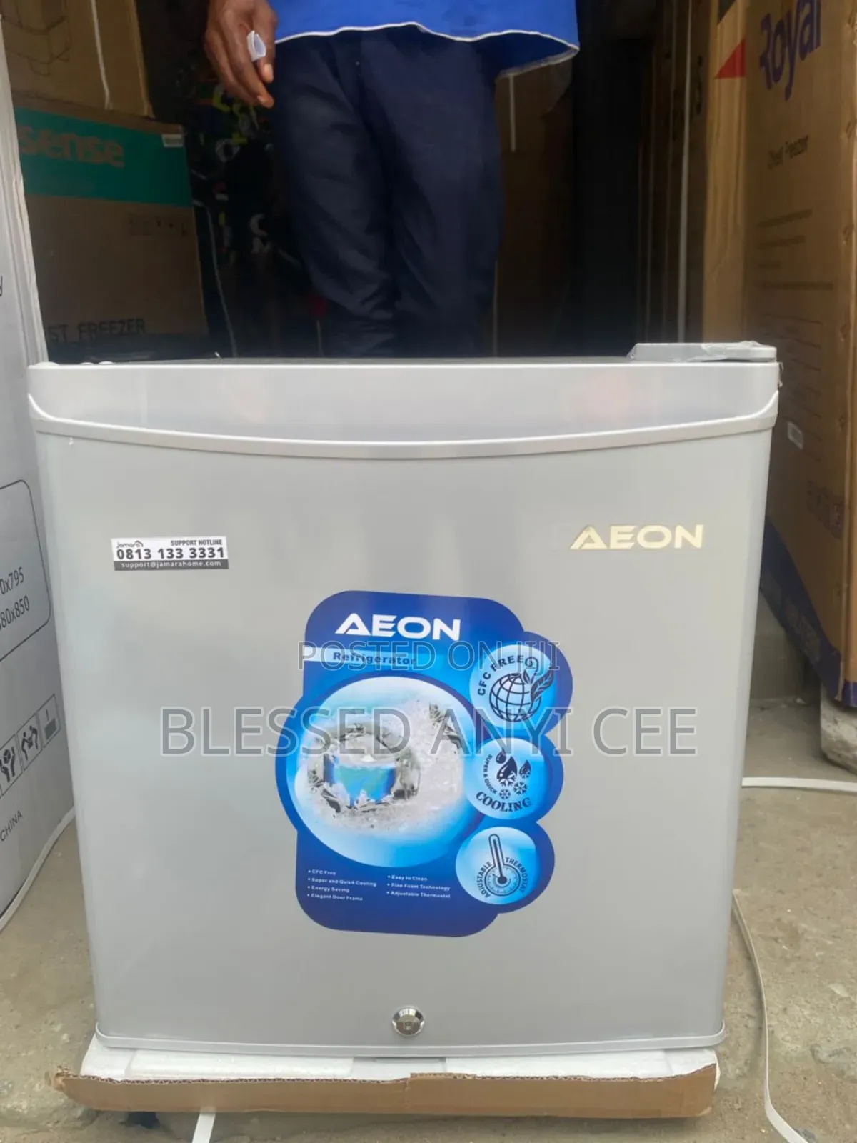 New Aeon Bedside Fridge 60l With Key Warranty