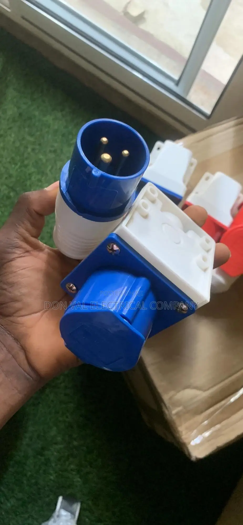 3pins Industrial Socket and Plug 16amps