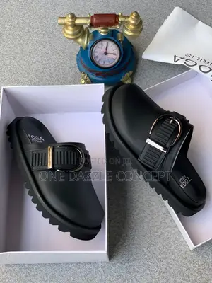 Toga Virilis Buckle Mules