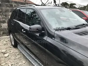 Mercedes-Benz M Class 2015 Black