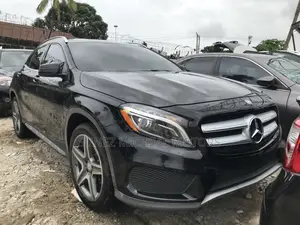 Mercedes-Benz GLA 250 2017 Black