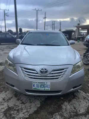 Photo - Toyota Camry 2008 Silver