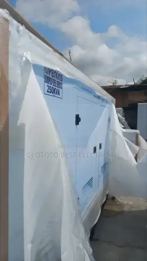 Brand New 250kva England Perkins Generator Soundproof