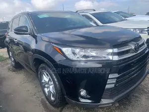 Toyota Highlander Limited V6 4x4 (3.5L 6cyl 6A) 2016 Black