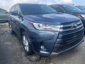 Toyota Highlander Limited 4x4 V6 (3.5L 6cyl 8A) 2018 Blue