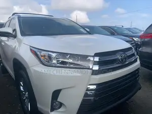 Toyota Highlander Limited Platinum V6 4x2 (3.5L 6cyl 6A) 2016 White