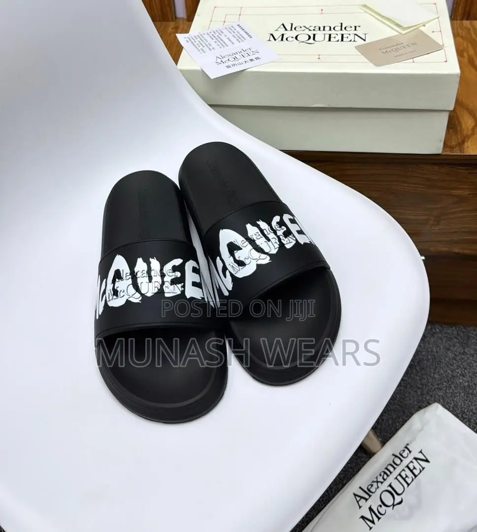 Alexander Macqueen Slide