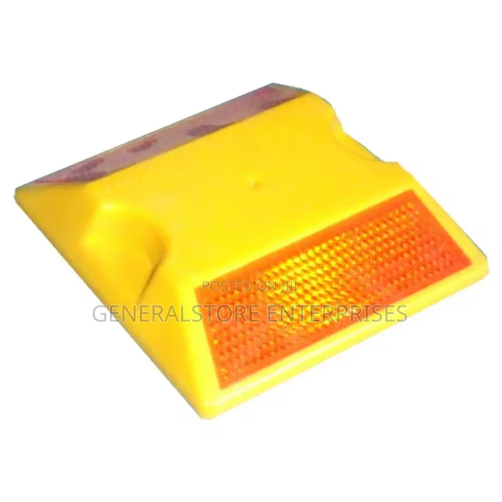 Plastic Cats Eye Reflective Road Stud