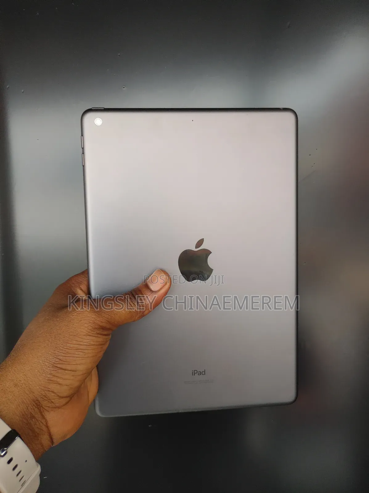 Apple iPad 10.2 (2020) 32 GB Gray