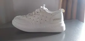 Quality Female Sneaker