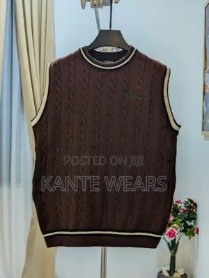 Armless Sweat Shirt