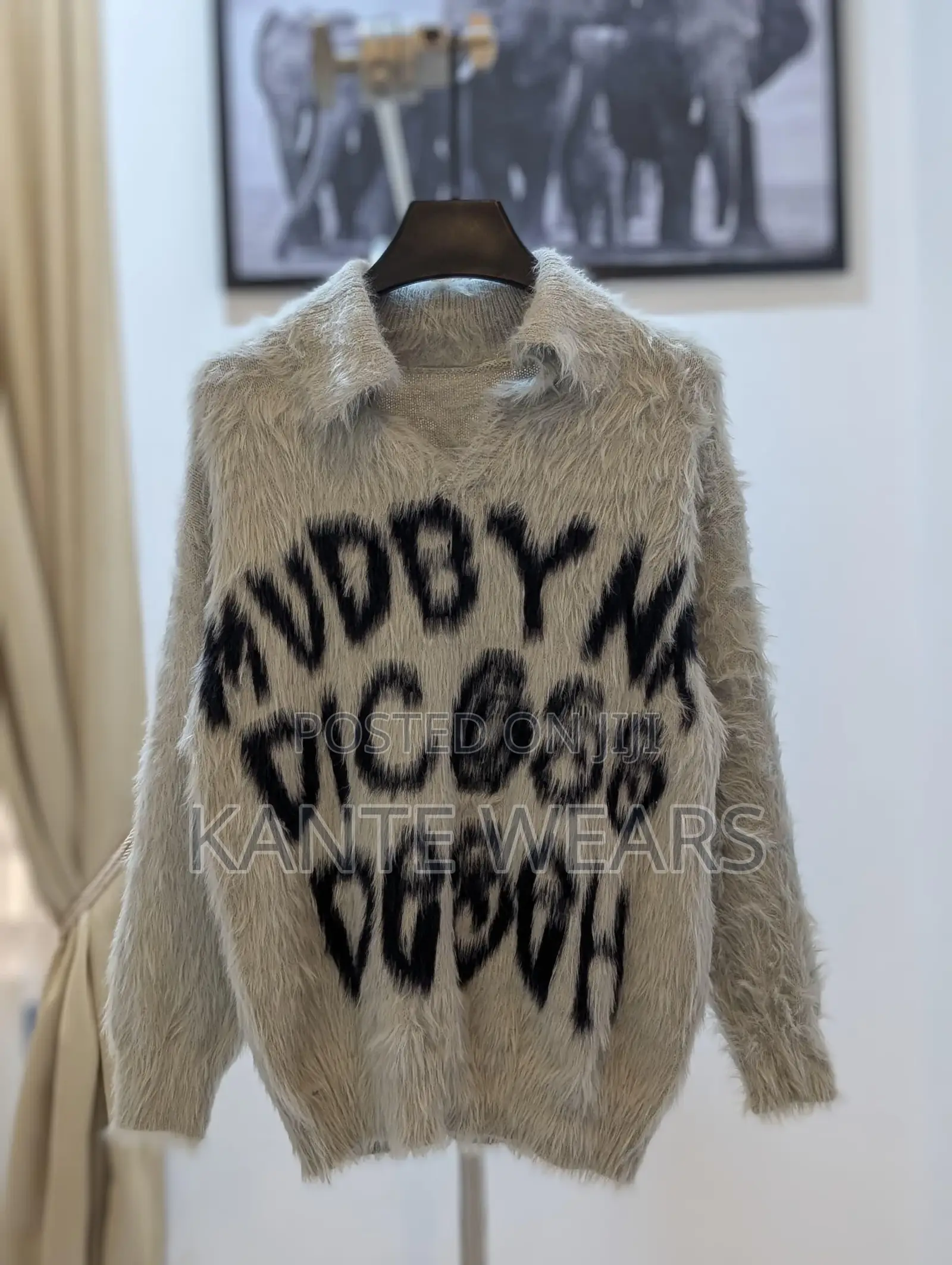 Collar Sweat Shirt